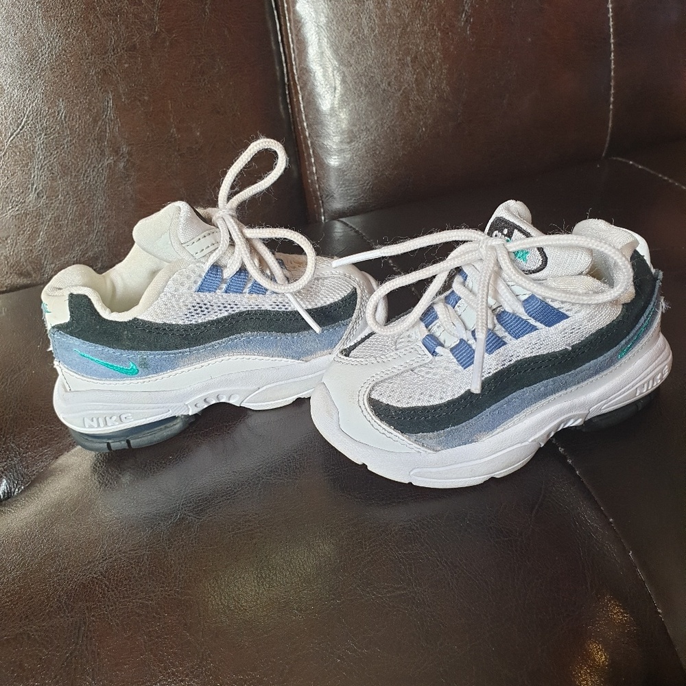 ❌❌SOLD❌❌Baby Nike Air Max '95 in size 5C